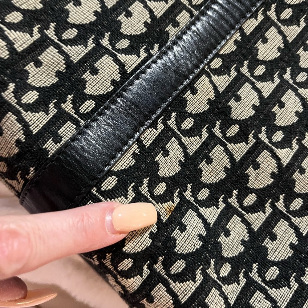 Vintage Blue and Tan monogram DIOR Bag 💖💖💖💖 - Picture 14 of 17